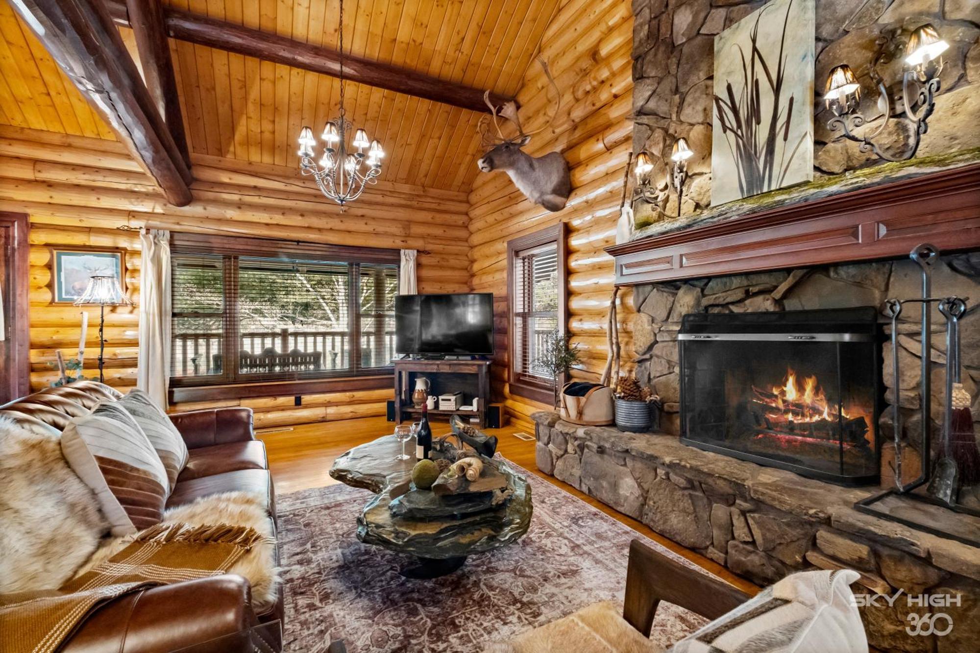 Cinnamon Valley Eureka Springs Room photo
