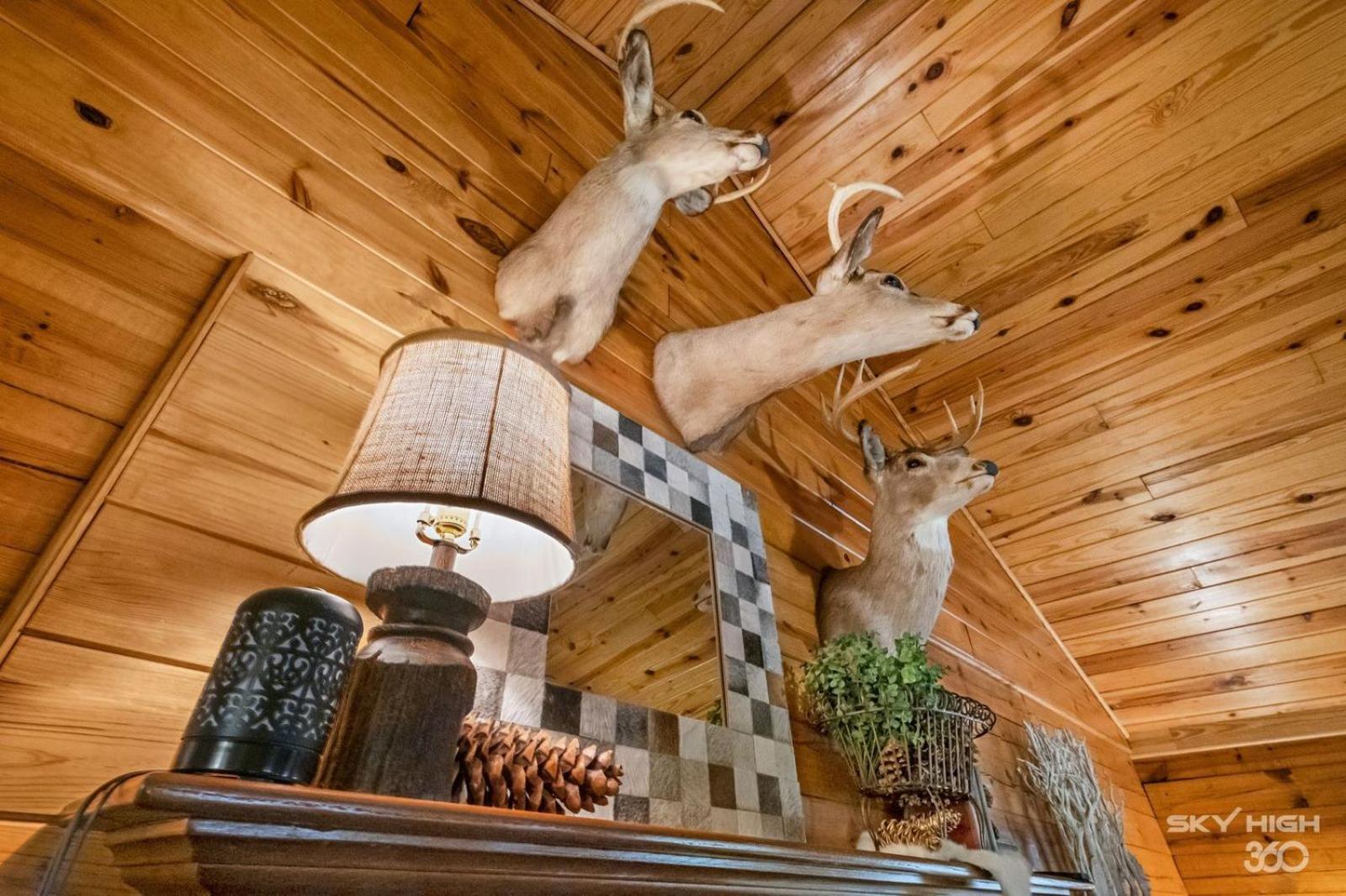 Cinnamon Valley Eureka Springs Room photo